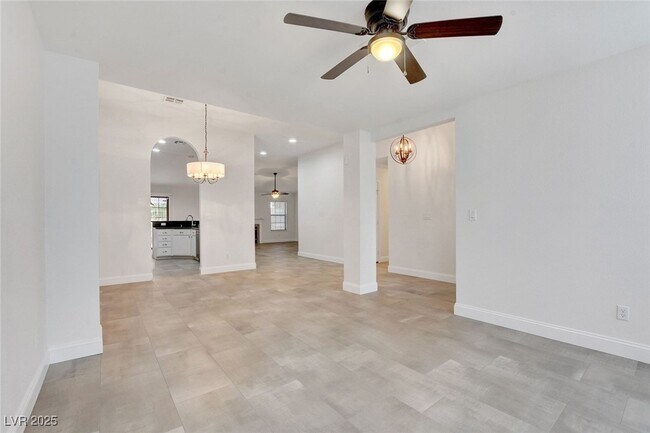 Building Photo - 5100 Linkside Dr