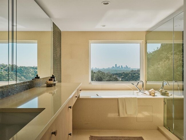 Building Photo - 4909 Bull Mountain Cove