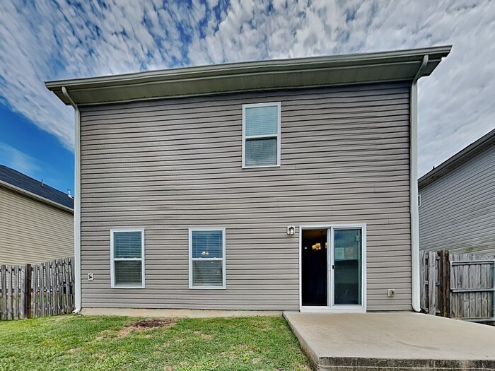 Building Photo - 27 Blue Fescue Way
