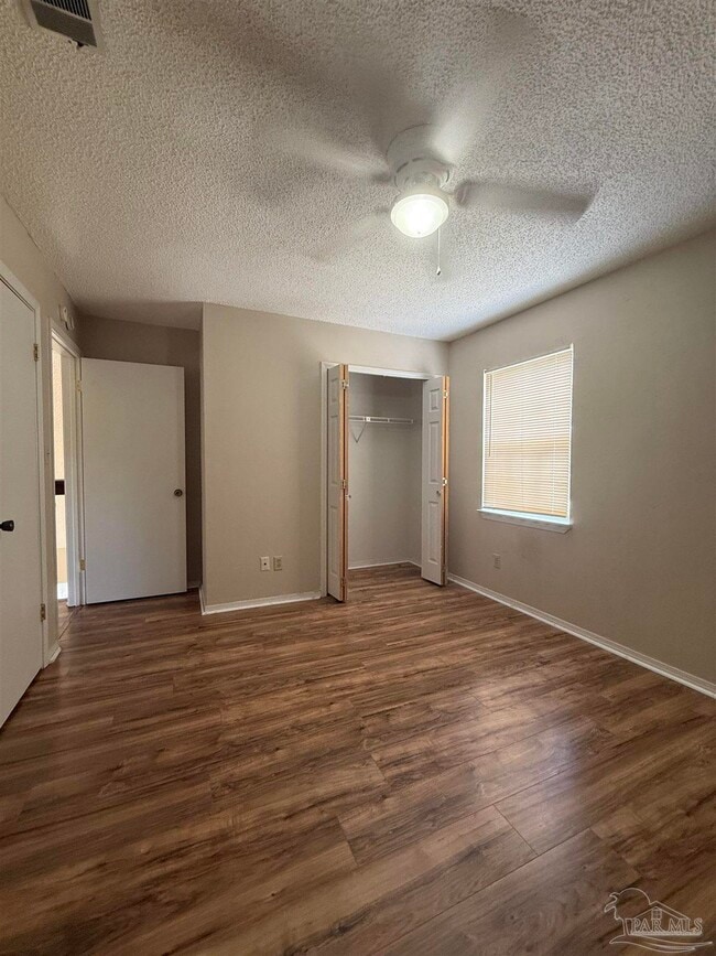 Building Photo - 3004 Cedarwood Village Ln