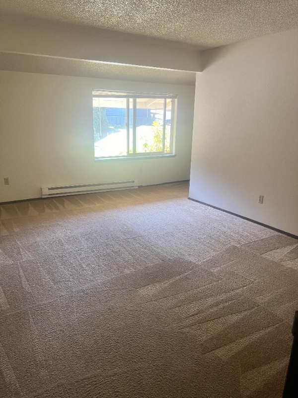 Building Photo - 850 SW Harrier Cir