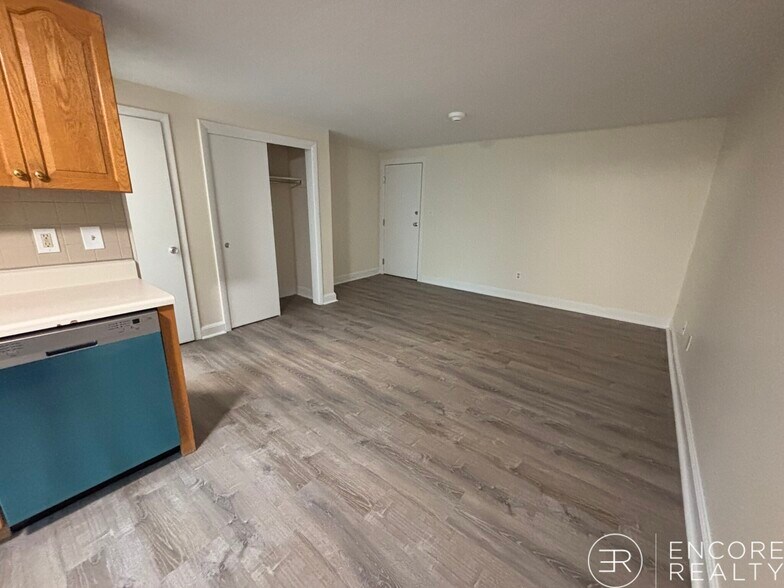 Building Photo - 5 Chester St