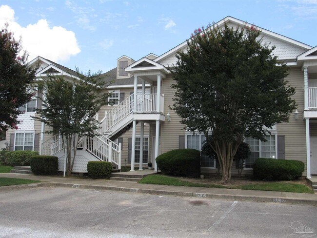 Primary Photo - 7101 Joy St
