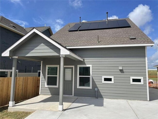 Building Photo - 1424 Linwood St