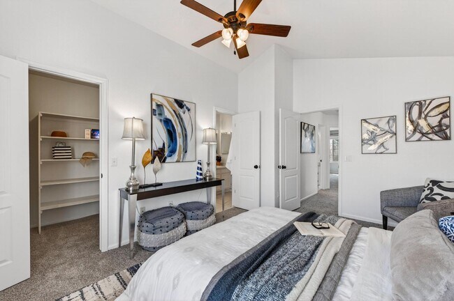 Building Photo - Updated 4bed in Parker!