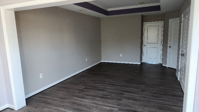 Building Photo - 25146 Harpenden Terrace