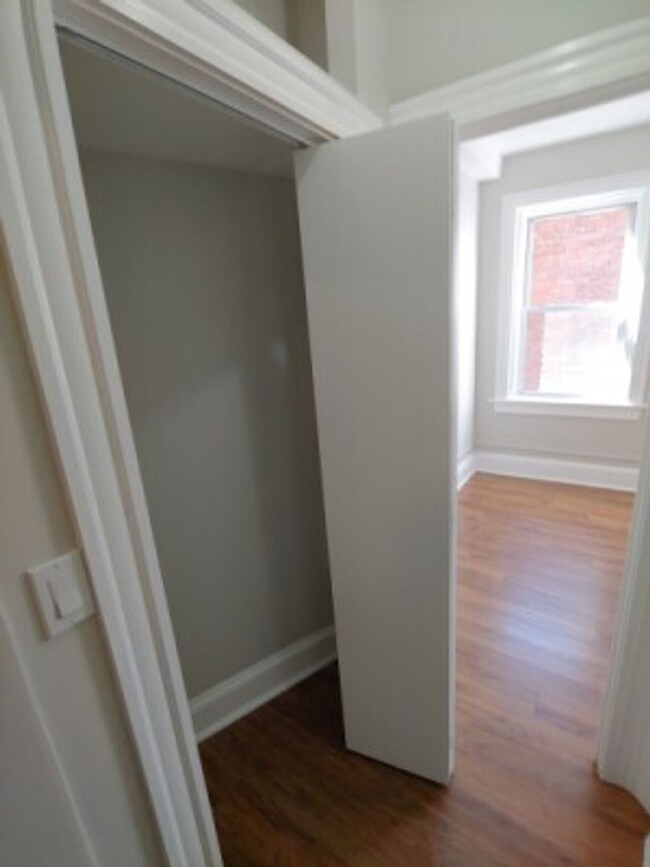 Building Photo - 2 Bedroom apartment - North End - 6/1