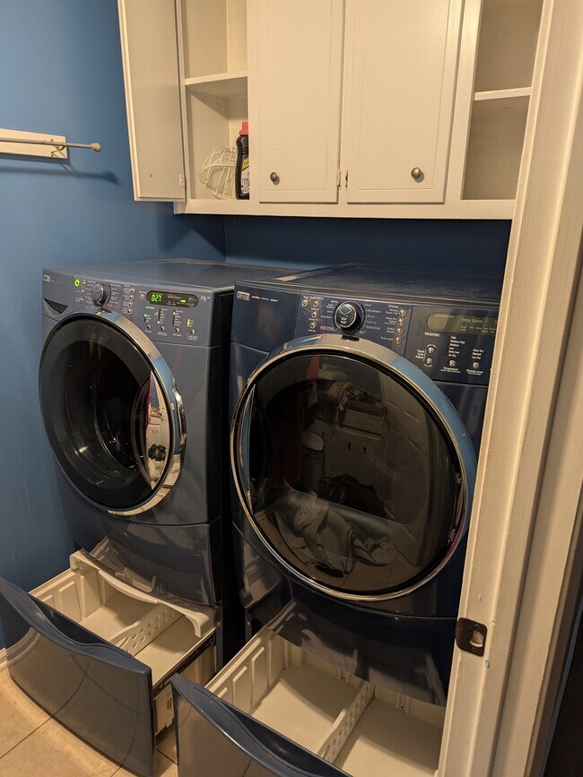 Building Photo - 1116 Santa Fe Station