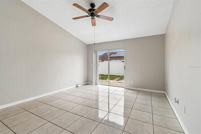 Building Photo - 10105 Sea spray Pl