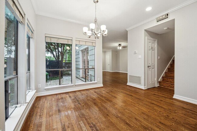 Building Photo - 6310 Arnot St