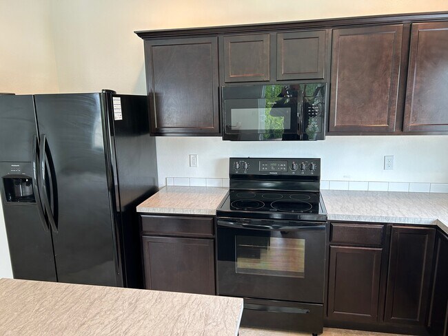 Building Photo - 11416 W Colorado River St