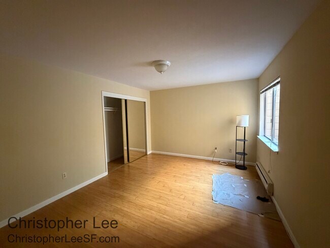 Building Photo - 125 Palm Ave