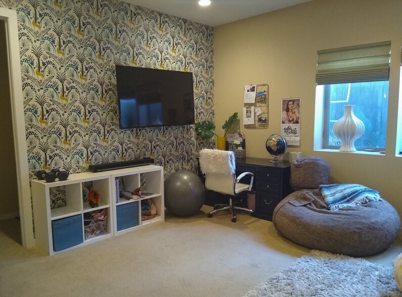 Building Photo - 28665 Tepees Way
