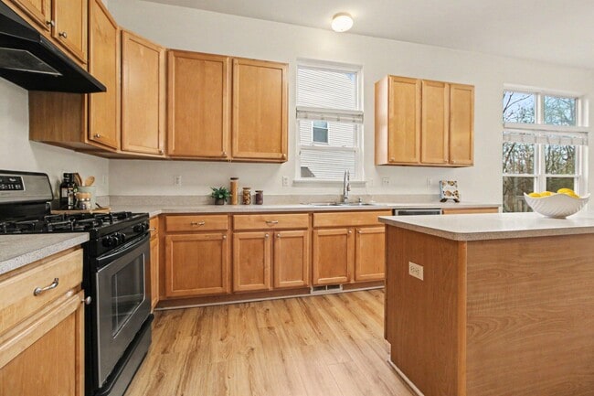 Building Photo - 1411 N Bay Dr