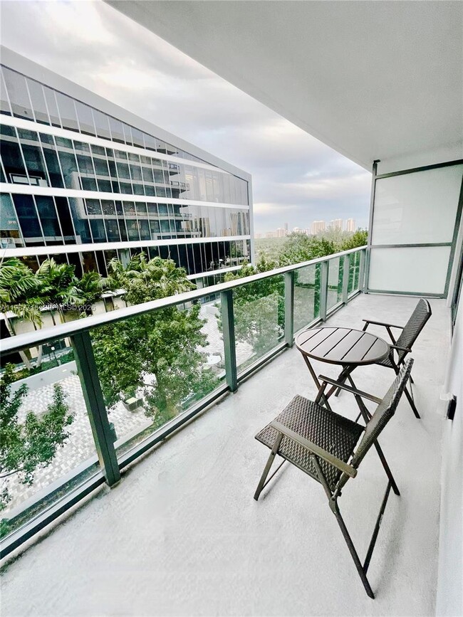 Building Photo - 2960 NE 207th St