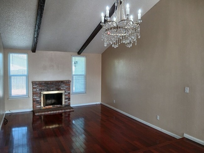 Building Photo - 400 Mokelumne Dr