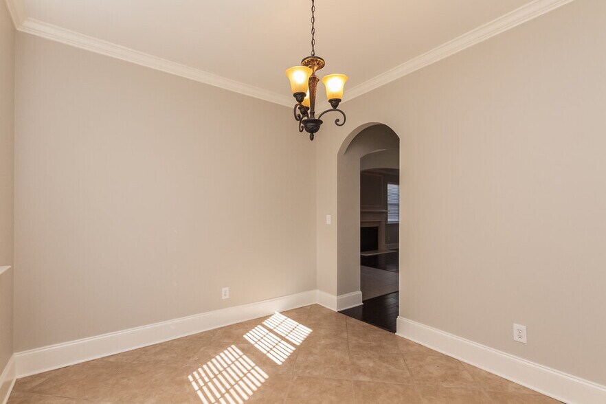 Building Photo - 3412 Market View Dr