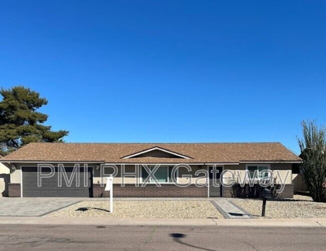 Primary Photo - 1336 W 12th St