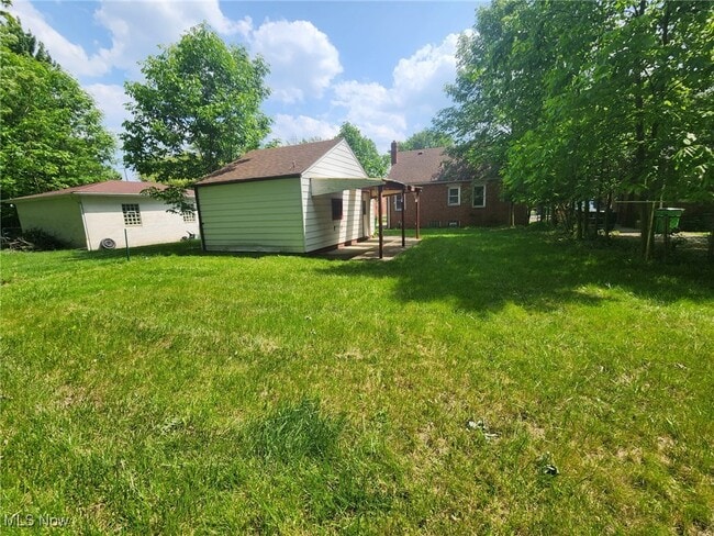 Building Photo - 25801 Forestview Ave