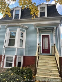 Building Photo - 9 Moore St