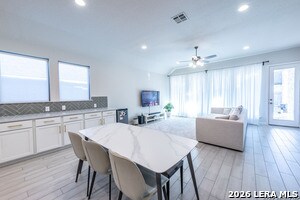 Building Photo - 14336 Apache Wells