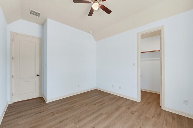 Building Photo - 2702 Ember Pass Ln