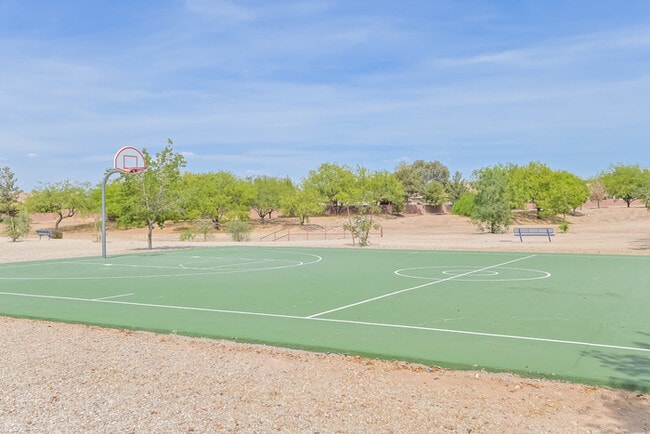 Building Photo - Inviting 4-Bedroom Home with Community Amenities