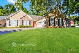 Building Photo - 795 Avalon Forest Dr NW