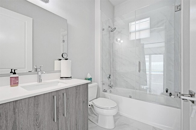 Building Photo - 3534 Forest View Cir