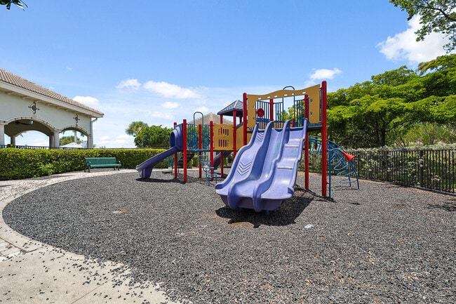 Building Photo - 1597 NW Cataluna Cir