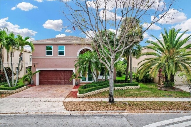 Building Photo - 1500 SW 171st Terrace