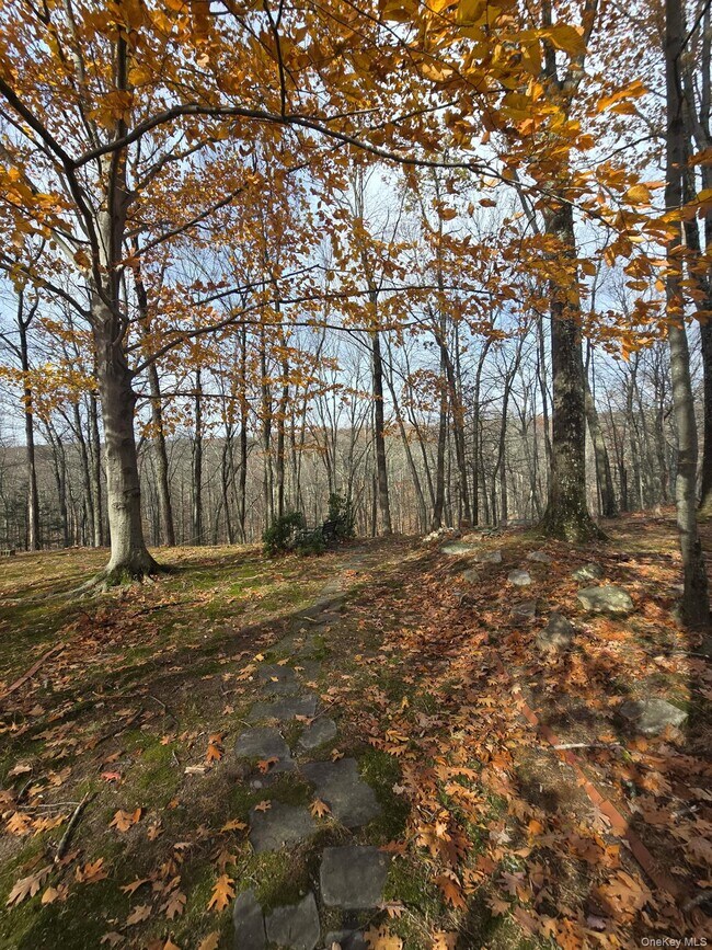 Building Photo - 37 Hill Rd