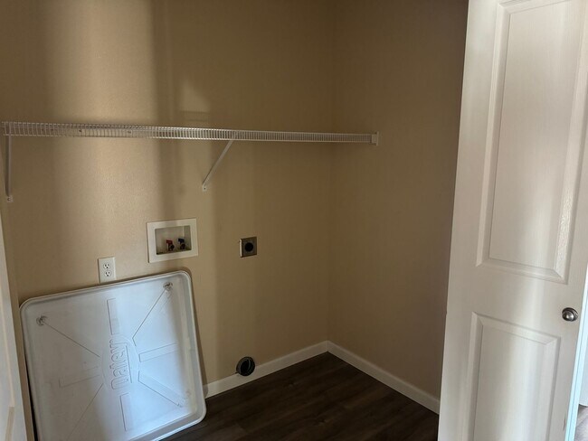 Building Photo - Spacious 3 Bed, 2 Bath in Lolo, MT!!