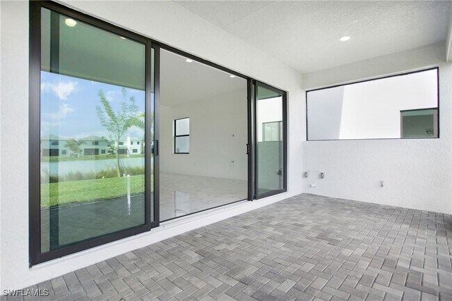 Building Photo - 20195 Ainsley St
