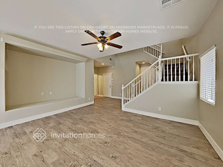 Building Photo - 6933 Water Pipit St