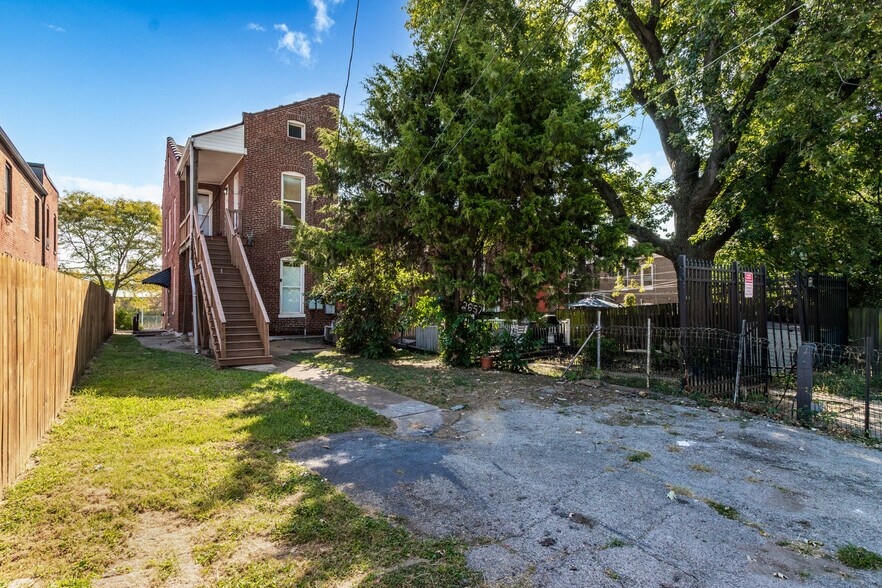 Building Photo - 2857 S 18th St