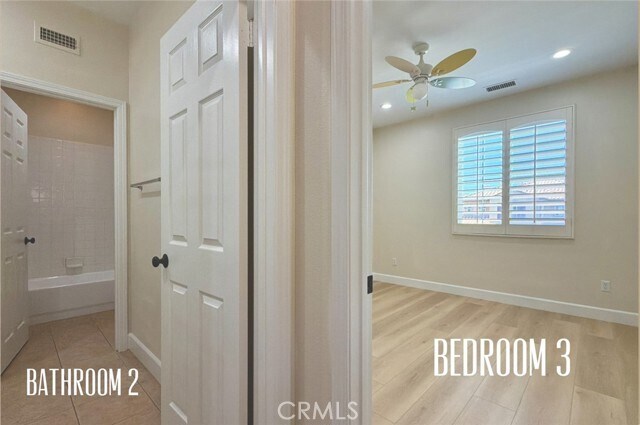 Building Photo - 2566 Pearblossom St