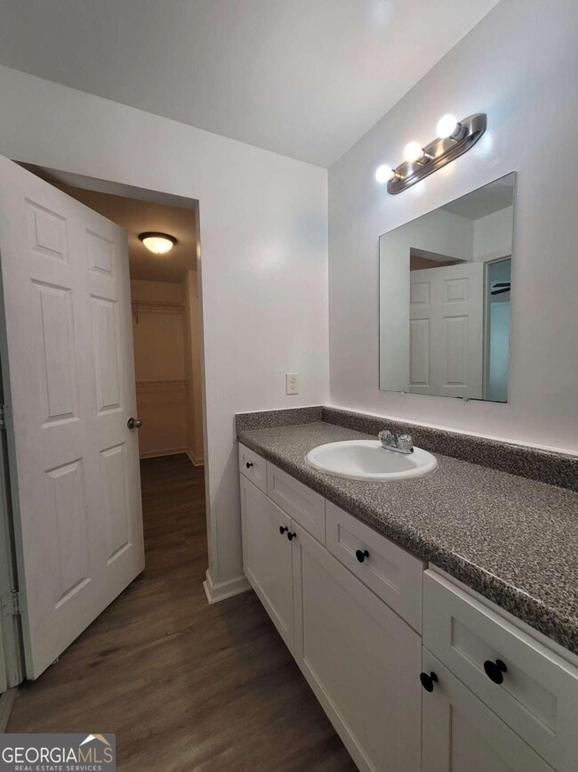 Building Photo - 1043 Wheel House Ln