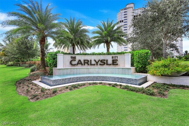 Building Photo - 8171 Bay Colony Dr