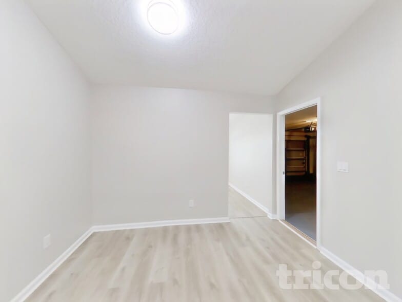 Building Photo - 86216 Vegas Blvd