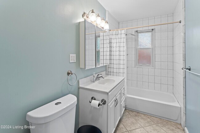 Building Photo - 3810 Norbourne Blvd