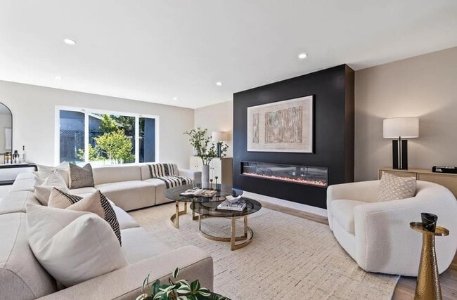 Building Photo - 1439 Bittern Dr