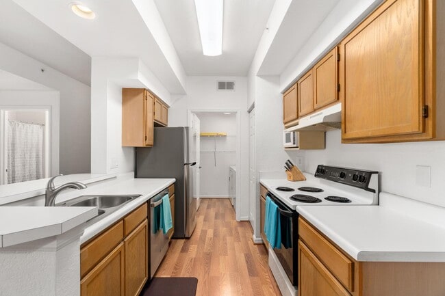 Building Photo - 4650 Saint Croix Ln