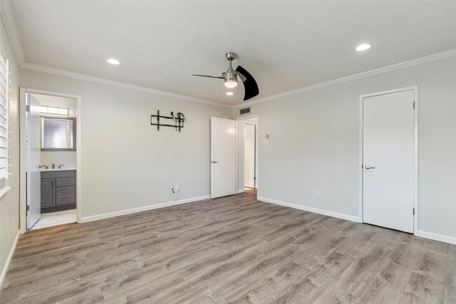 Building Photo - 5316 Yager Dr
