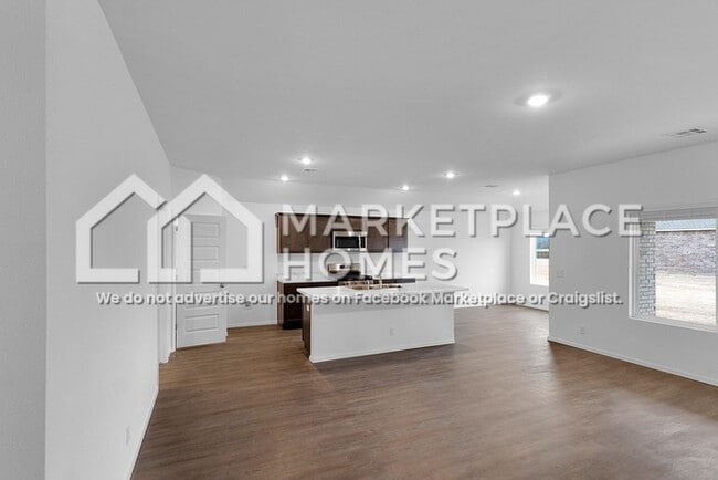 Building Photo - 29306 E 80th St S