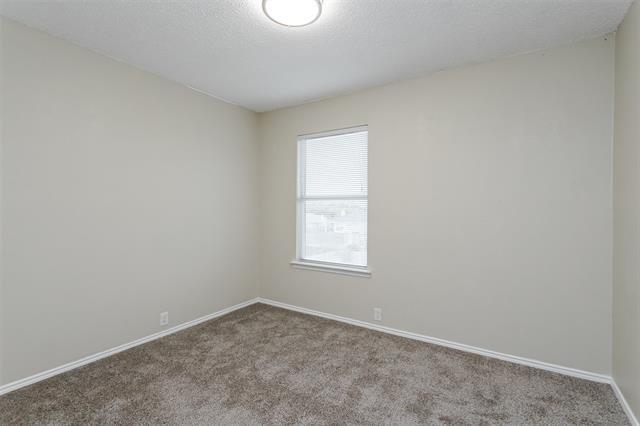 Building Photo - 1308 Dundee Dr