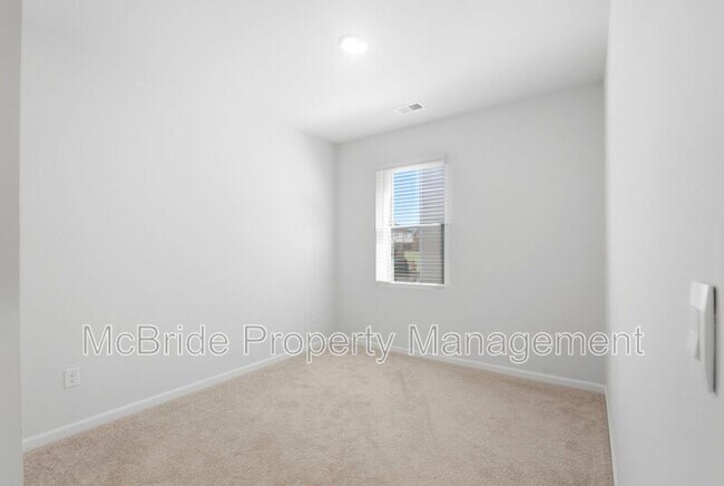Building Photo - 6036 Beadlow St