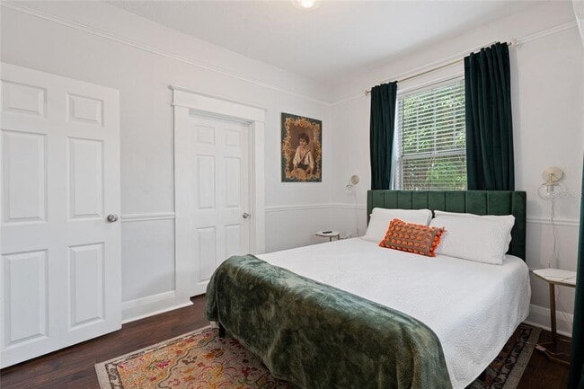 Building Photo - 905 E 22nd Ave.