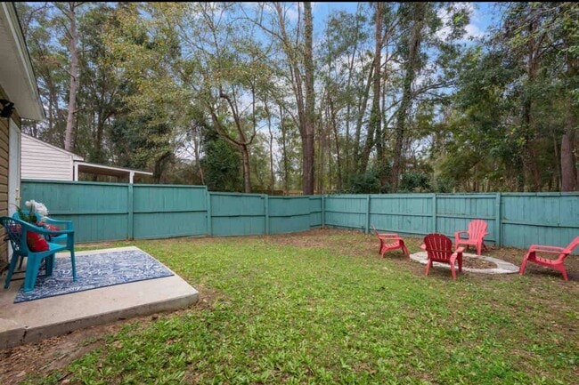 Building Photo - Renovated 2 bedroom Unit