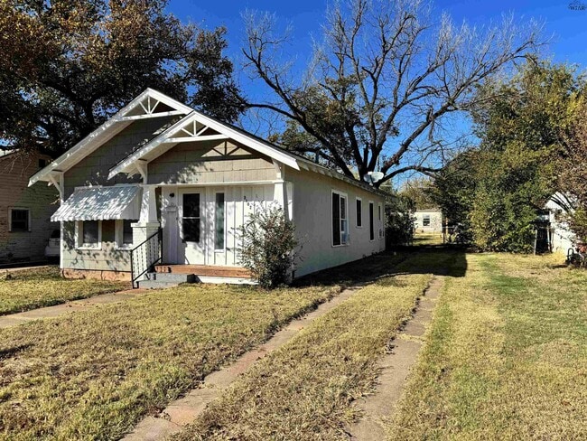 Building Photo - 3102 Cumberland Ave